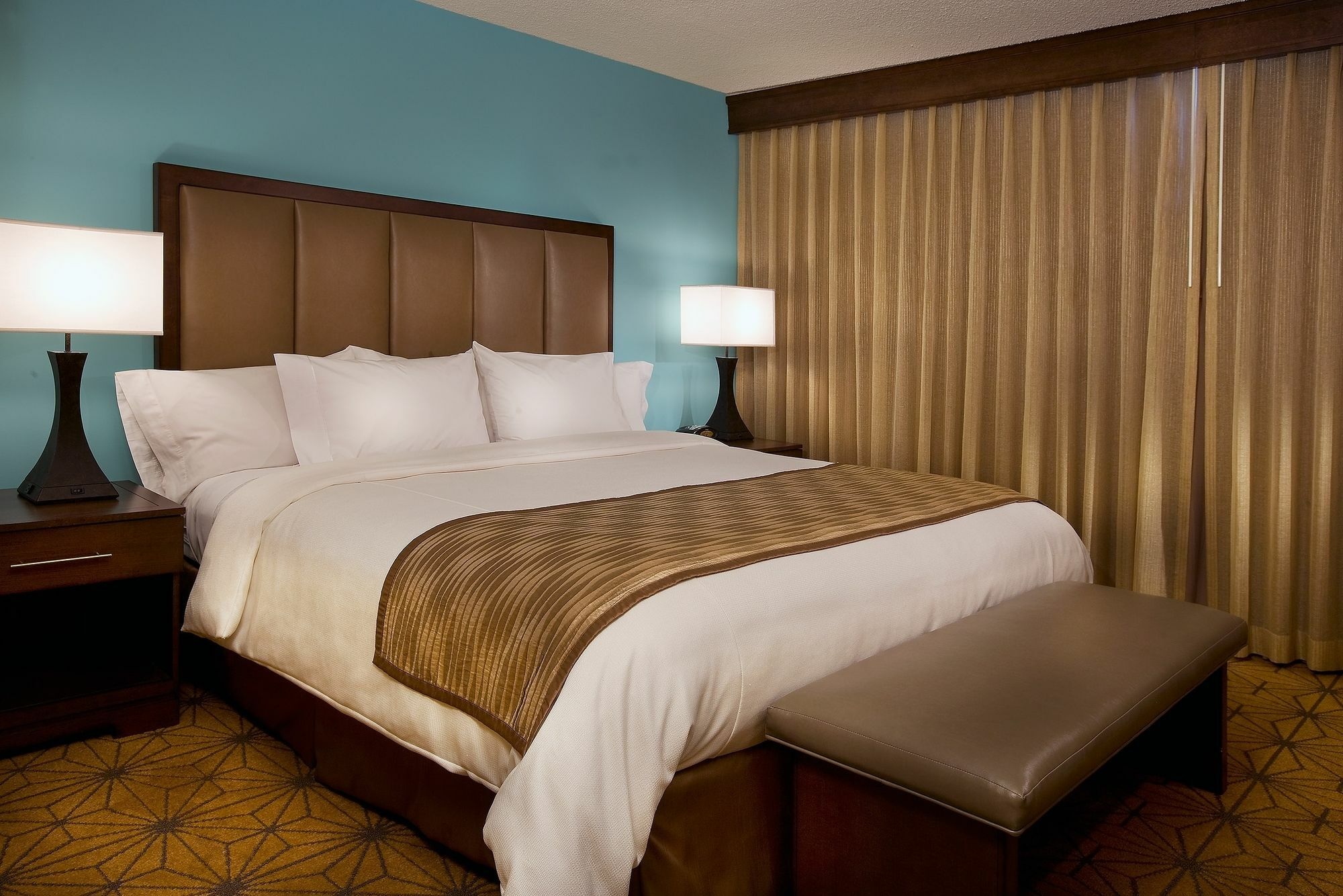 Embassy By Hilton Kansas International Airport Kansas City